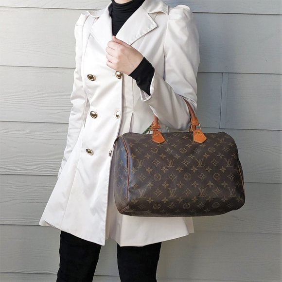 Louis Vuitton Handbags - Louis Vuitton Vintage Monogram Speedy 30